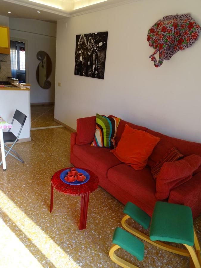 Apartment Casa Valeria Metro B1 Rom